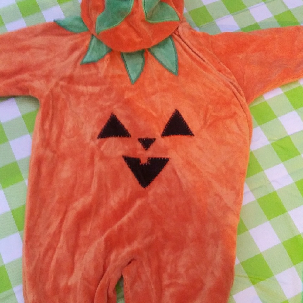 Pumpkin costume